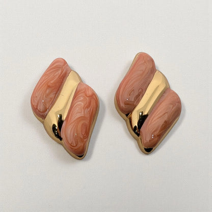Vintage-Style Stud Earring