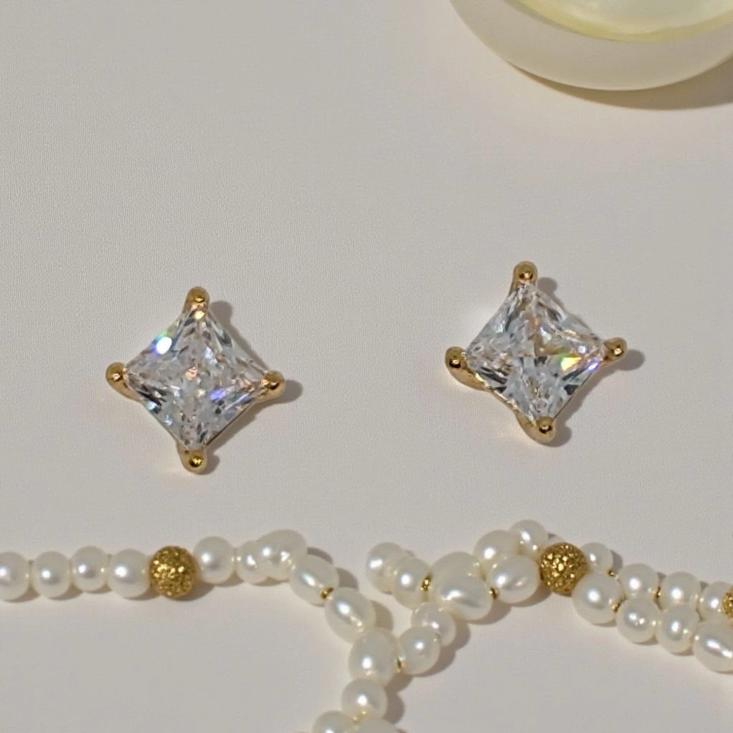 Gold Xuping Stud Earrings