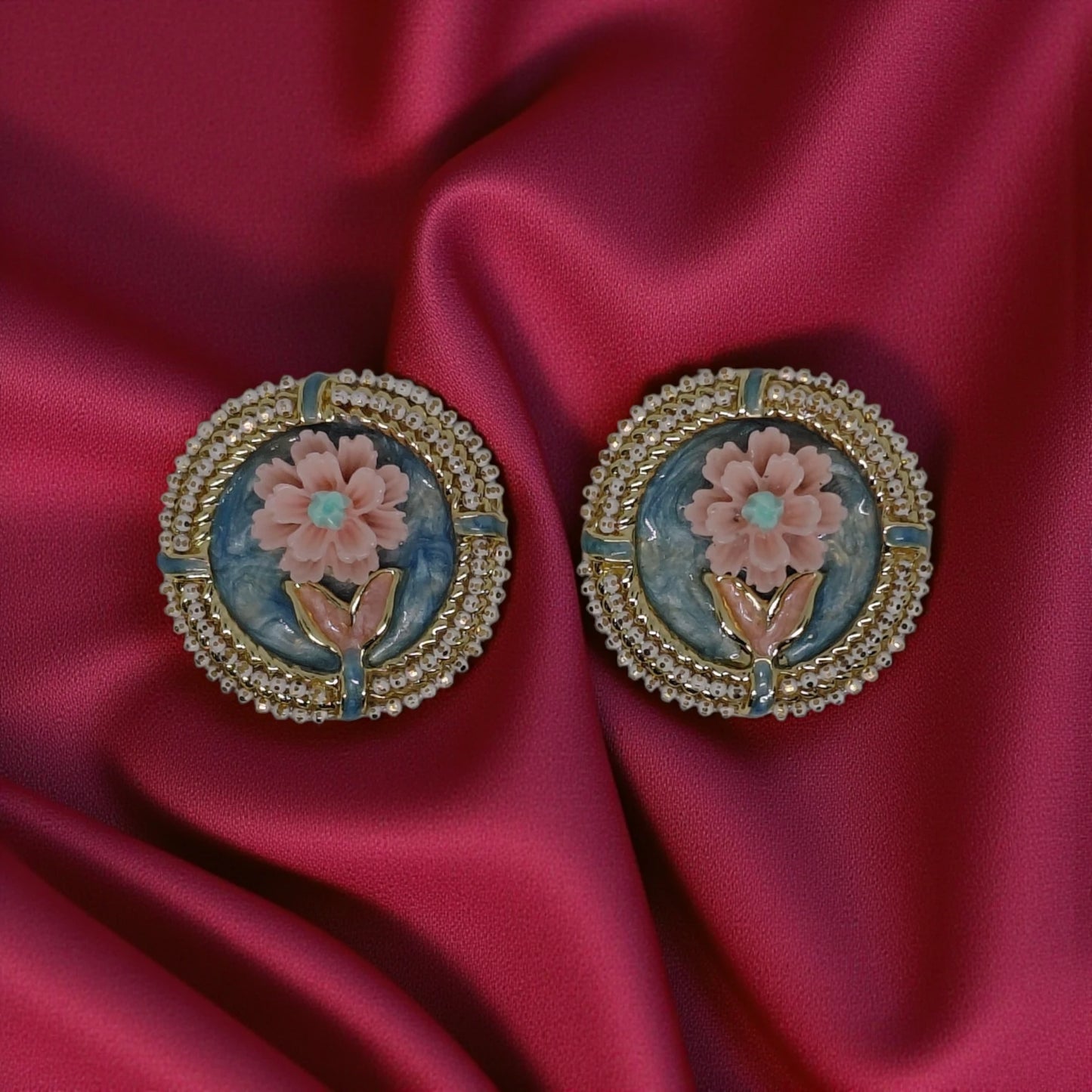 Vintage Flower Stud Earring
