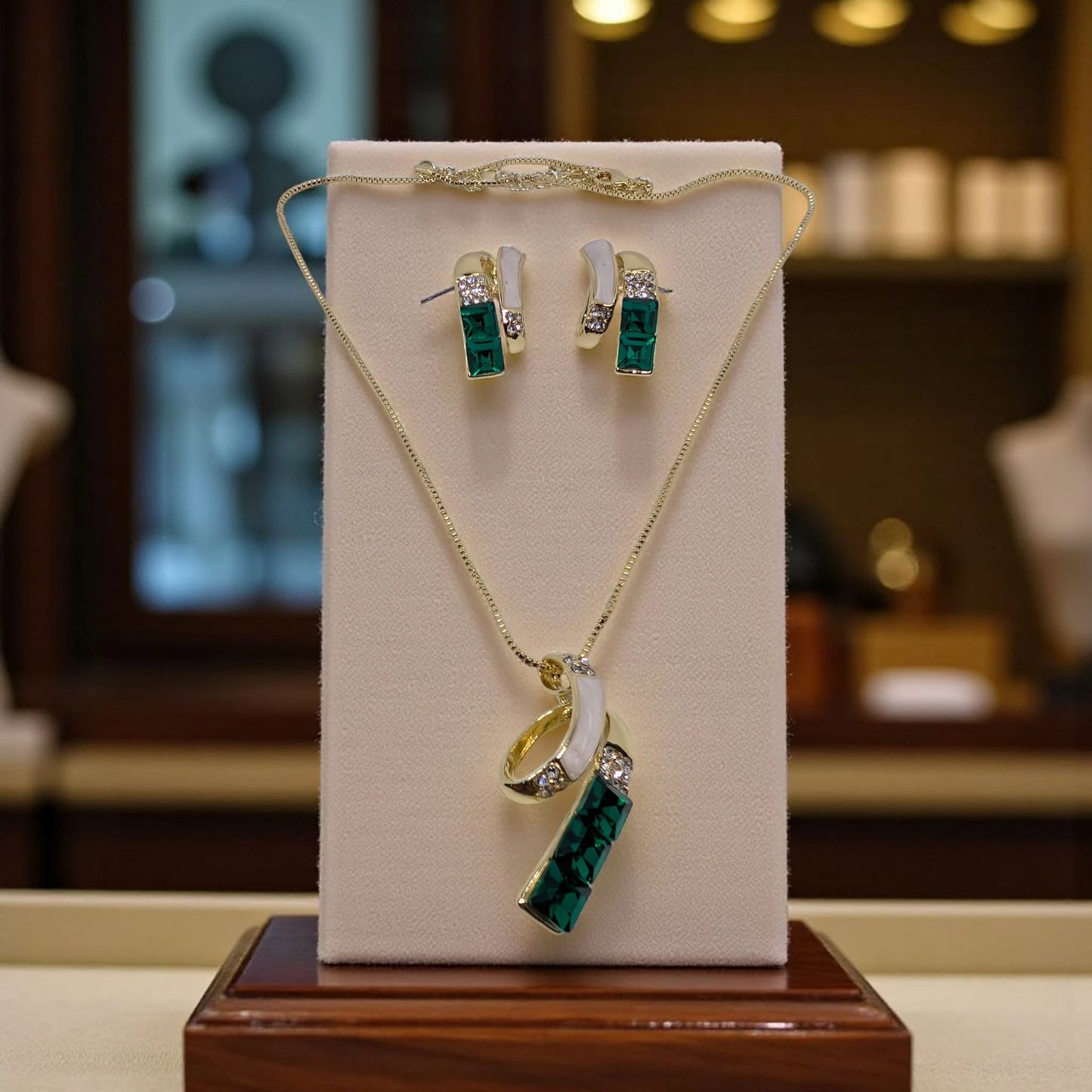 Elegant Green Pendant set with Earrings