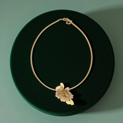 Golden Flower Hasli Necklace